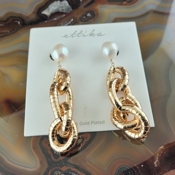 Ettika Liquid Gold-Plated Cultured Freshwater Pearl 18K Gold-Plated Drop Earring - Picture 5 of 5